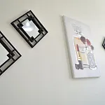 Beautiful Two-Bed Apartment With Driveway Parking