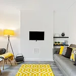 Spacious & Central Entire Home