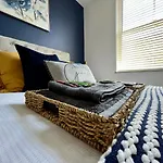 Market Street Penthouse By Kp
