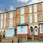 Saint Stephens Apartment