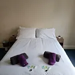 1, 46 Sneinton Hermitage Ng2 4Bs