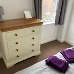 3, 48 Sneinton Hermitage Ng2 4Bs