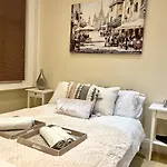 City Link - Mapperley Park Suite - Free Parking,Tram&Busroutes,Hswifi,Upto9 By Kp