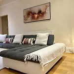 City Link - Mapperley Park Suite - Free Parking,Tram&Busroutes,Hswifi,Upto9 By Kp