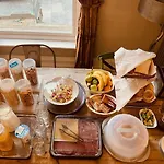 Bentinck Hotel