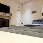 City Link - Mapperley Park Suite - Free Parking,Tram&Busroutes,Hswifi,Upto9 By Kp