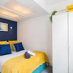 Spacious Nottingham Duplex - Parking