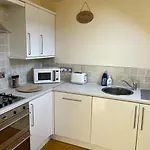 City Link - Mapperley Park Penthouse - Free Parking,Tram&Bus,Hswifi,7Ppl By Kp