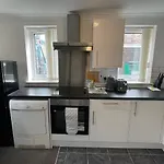 1 Bed @ Factory Quater - Chard St