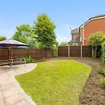 Cheerful 3-Bed Detached Home