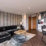 Super High End 1 Bed With Balcony - Central West Bridgford