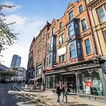 Beautiful Three Bed Flat In Nottingham City Centre