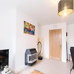 Lambley Court - Cozy Break In Mapperley