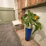Self-Contained Ground Floor Flat