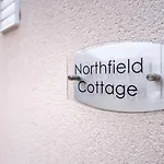 Complete Cute Apartment At Northfield Cottage