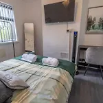 Entire Home In Nottingham