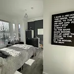 Modern Lodge Ng2