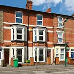 St Michael\'S House - Great For Contractors Or Family Holidays