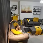 Cosy 3-Bedroom House In Aspley Nottingham
