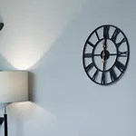 Newly Renovated Perfect Family Home In Nottingham