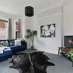 4 Bed House Near Trent Bridge