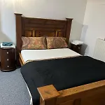 Antic Cottage For Family