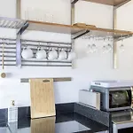 Urban Elegance - 2 Bed Luxury City Retreat