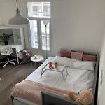 Stylish Studio Flat In City Centre Nottingham