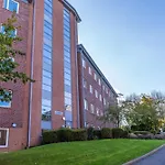 Modern City Living Studios And Apartments At Broadgate Park In Nottingham