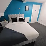 Premier Studios Nottingham - Tring Vale