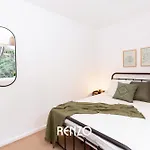 Spacious 3-Bed Home In Nottingham By Renzo, Sleeps 5, Free Parking