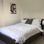 Immaculate 3-Bed House In Nottingham