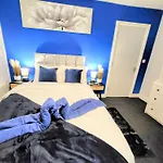 Burford Road - Stay. Sleep. Rest.