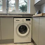 1Bedapt Privateestate W Free Parking - 10Mintocity