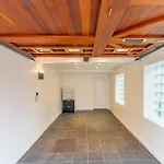 Luxury Spacious Flat For 4 Guests & Free Parking