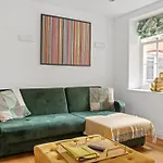 Luxury 1 Bedroom Lace Market Apartment