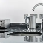 Luxury 1 Bedroom Lace Market Apartment