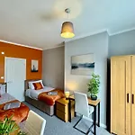 Waterloo House - Great For Contractors Or Family Holidays