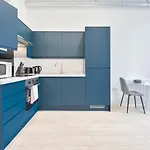 Modern 2 Bedroom Apartment In Central Nottingham