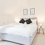 Modern 2 Bedroom Apartment In Central Nottingham