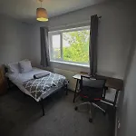 Comfy, 3 Bedroom House, Ng5, Free Parking