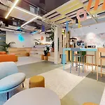 Student Only, Ensuite-In A Stylish Apartment At Signal Place