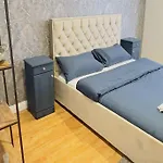 Blue Room, Stylish Apartment Near City Centre