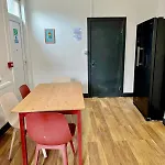 Room Only, With Shared Bathrooms, Option Of The Entire House If Available-Ng6 9Fe