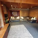 The Elmsleigh Suite At Claremont Hotel