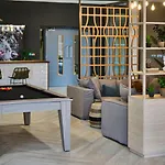 Modern And Cosy Ensuite Flats And Self-Contained Studios At Deakins Place In Nottingham