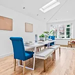 Spacious 5 Bedroom House