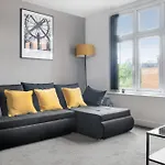 Luxury 2 Bed Apartment In Nottingham City Centre