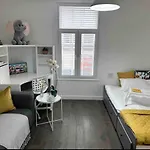 Modern City Centre Apartment