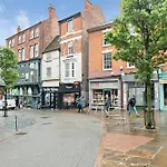 Hidden Retreat In The Heart Of The City - 2 Bed Apt